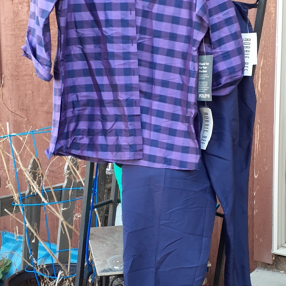 Silk Pant set by Robbie Bee NWT - Picture 2 of 8